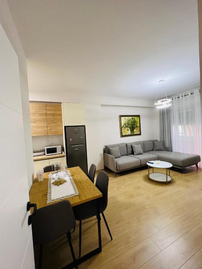 Lovely Apartment, Free Parking Tirana Zewnętrze zdjęcie