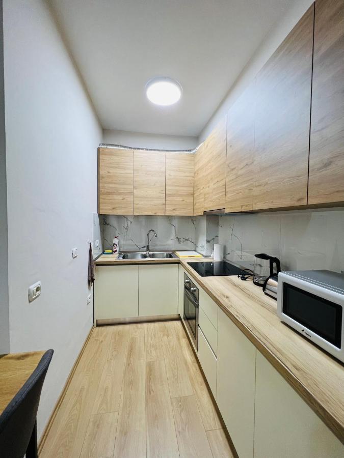 Lovely Apartment, Free Parking Tirana Zewnętrze zdjęcie